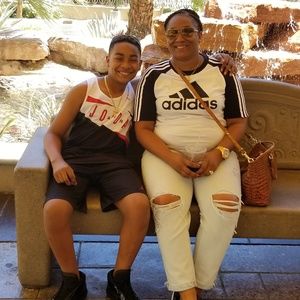 Meet your Posher, Latoya